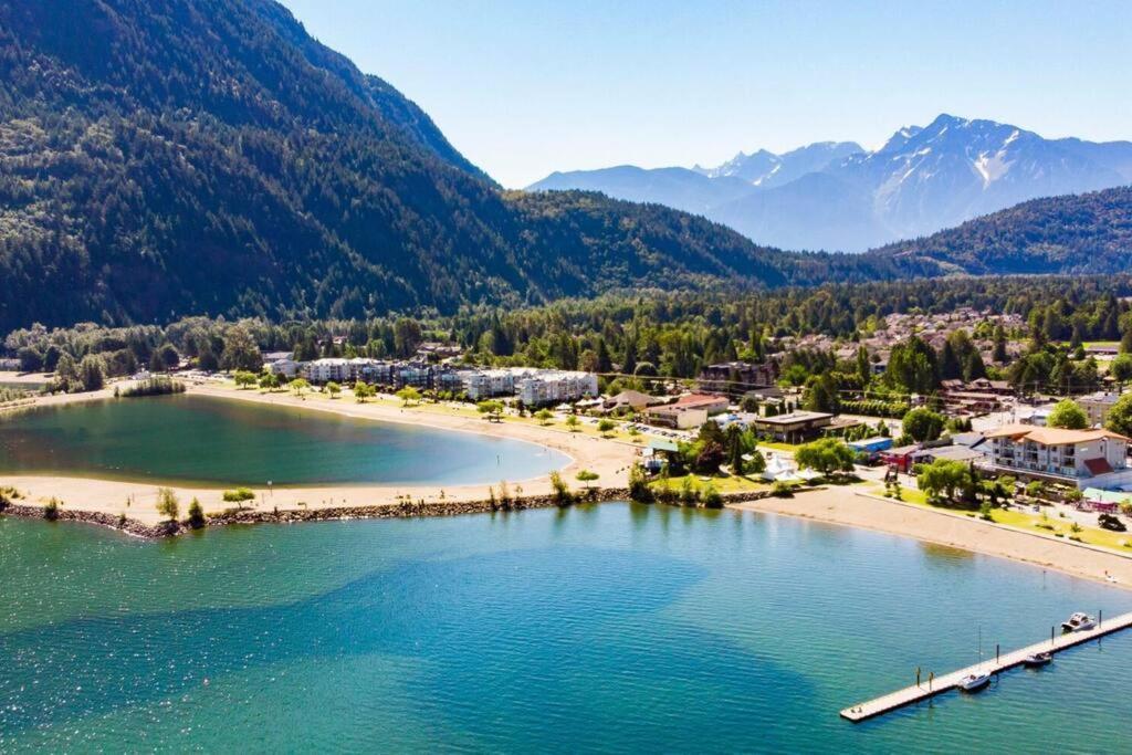 Lake Time Harrison ينابيع هاريسون الحارة المظهر الخارجي الصورة